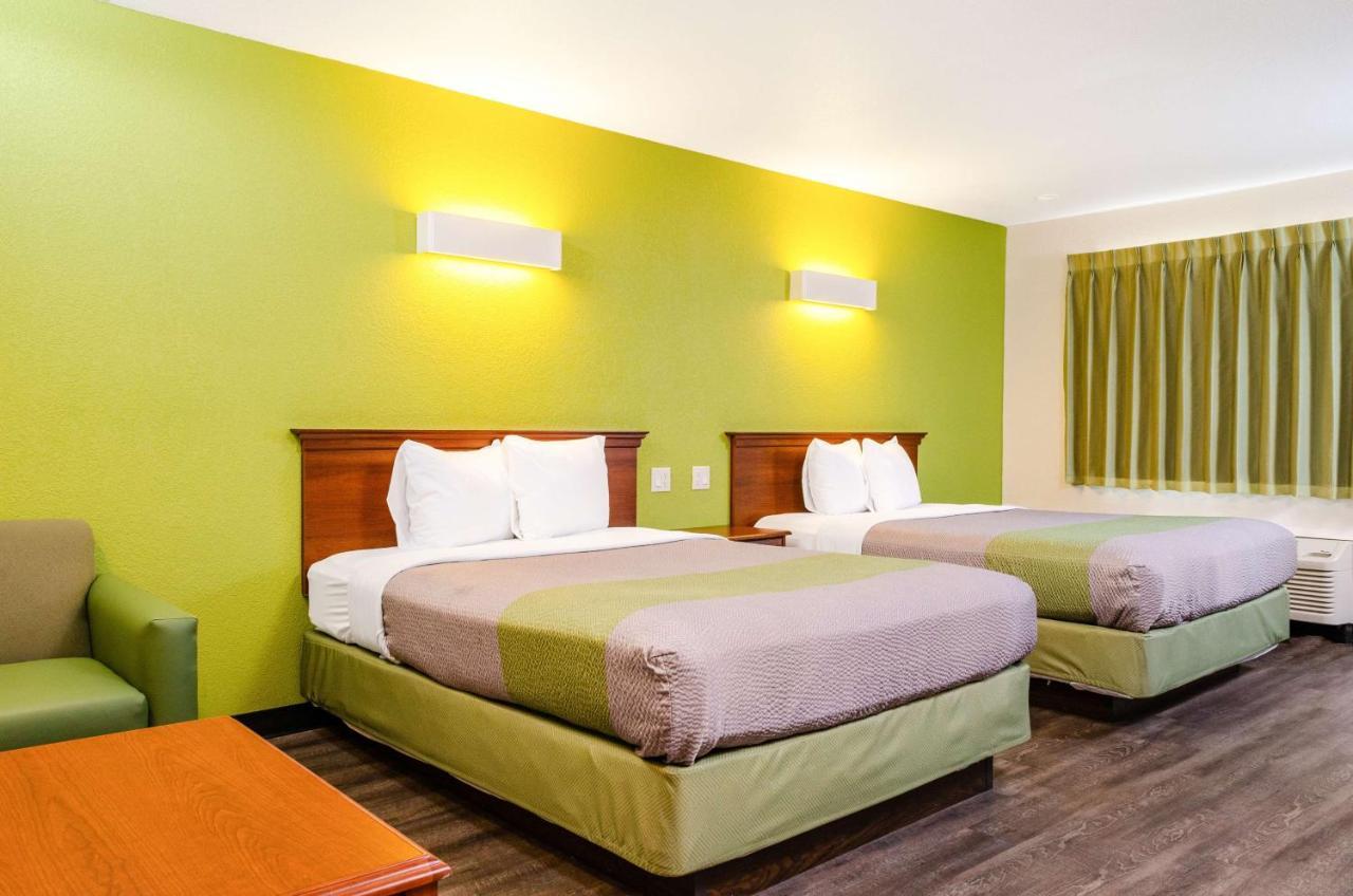 Motel 6 Oakdale, Ca Bagian luar foto
