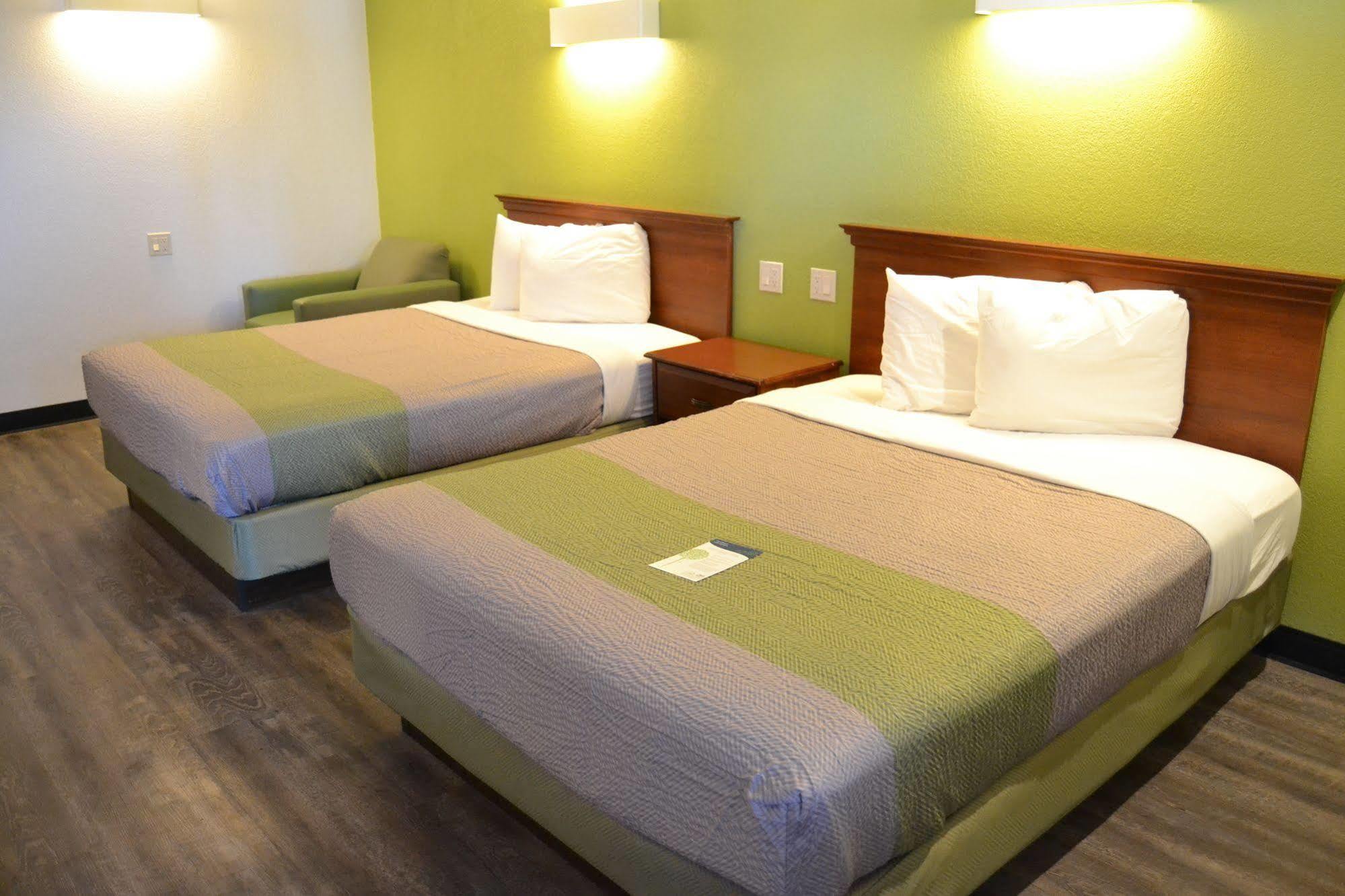 Motel 6 Oakdale, Ca Bagian luar foto